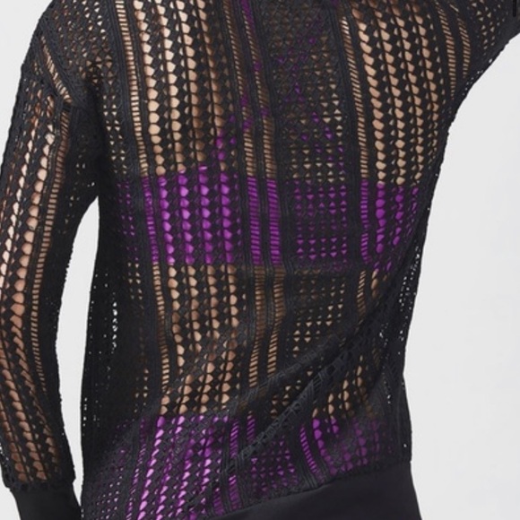 FABLETICS Sophie laser cut layering black tunic large - Picture 3 of 10